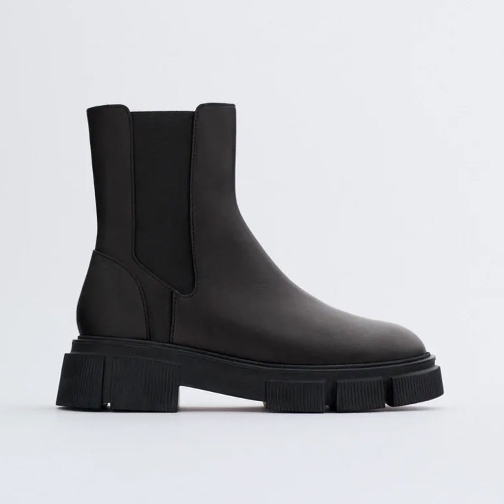 Lug Sole Low Heel Leather Ankle Boots